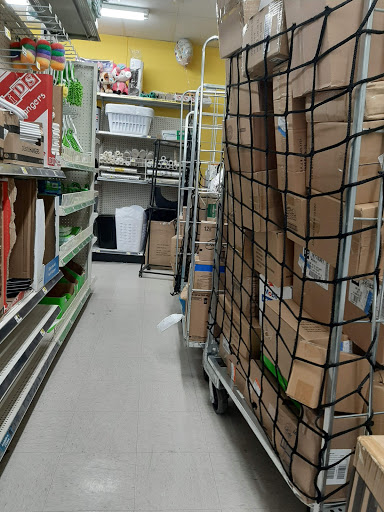 Discount Store «Dollar General», reviews and photos, 486 E King St, Shippensburg, PA 17257, USA