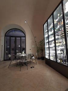 YOICHI | Palazzo Pica Alfieri Via Andrea Bafile, 17, 67100 L'Aquila AQ, Italia