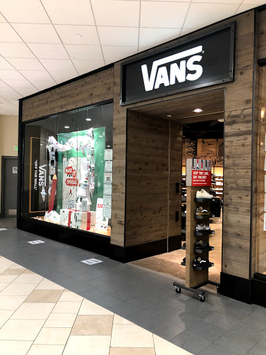 Shoe Store «Vans», reviews and photos, 14200 E Alameda Ave #1015a, Aurora, CO 80012, USA