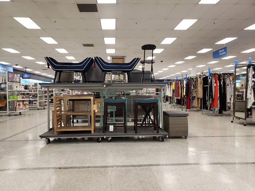 Clothing Store «Ross Dress for Less», reviews and photos, 940 N Western Ave, San Pedro, CA 90732, USA