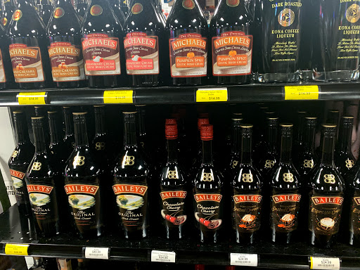 Liquor Store «Lee’s Discount Liquor», reviews and photos, 8180 S Maryland Pkwy, Las Vegas, NV 89123, USA