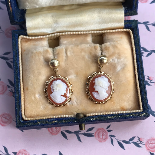 Jewelry Store «Joint Venture Estate Jewelers», reviews and photos, 185 King St, Charleston, SC 29401, USA