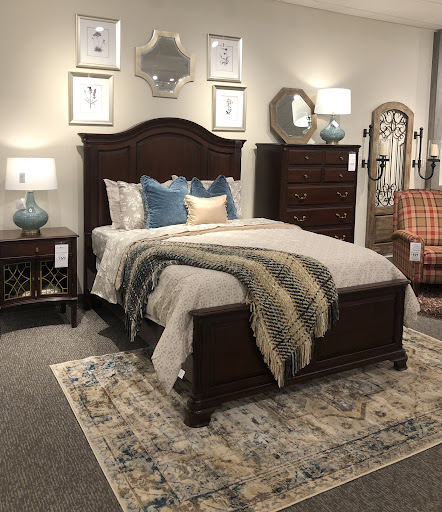 Furniture Store «La-Z-Boy Furniture Galleries», reviews and photos, 9605 Kingston Pike, Knoxville, TN 37922, USA