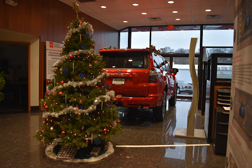 Used Car Dealer «Team Toyota», reviews and photos, 905 Brady Ave, Steubenville, OH 43952, USA