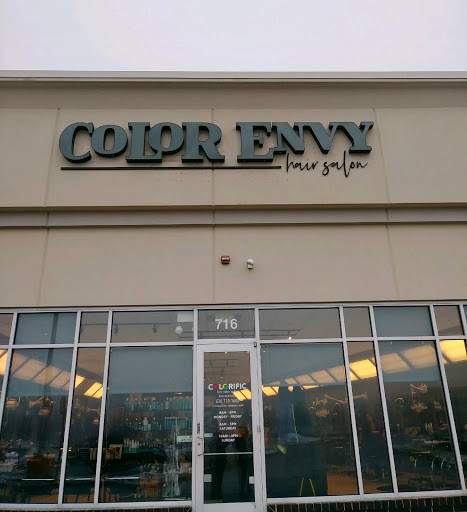 Beauty Salon «Colorific Hair Salon», reviews and photos, 716 E Boughton Rd, Bolingbrook, IL 60440, USA