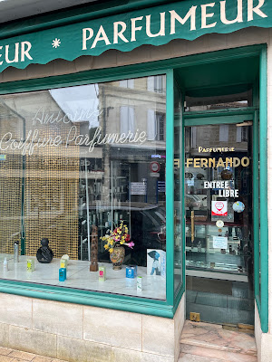 Fernando Antoine Coiffure Parfumerie à Coutras