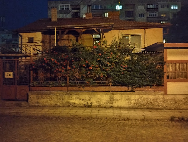 Opinii despre Магическата Пещера на Магьосника în Пловдив - църква