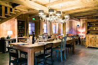 Photos du propriétaire du Restaurant de fondues Restaurant La Pivotte à Les Gets - n°16