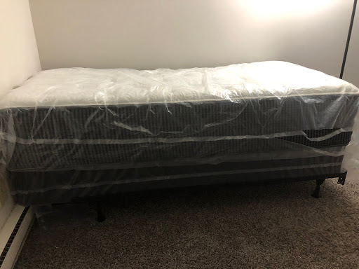 Furniture Store «American Freight Furniture and Mattress», reviews and photos, 4782 Muhlhauser Rd, Hamilton, OH 45011, USA