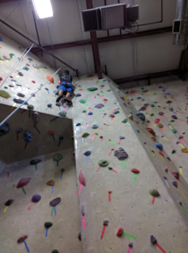Gym «North Summit Climbing Gym», reviews and photos, 481 Bushkill Plaza Ln, Wind Gap, PA 18091, USA