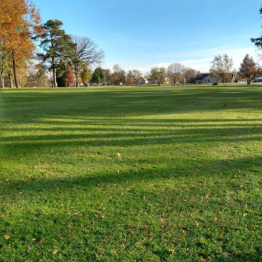Golf Course «Tipton Municipal Golf Course», reviews and photos, 2211 Golf Course Rd, Tipton, IN 46072, USA