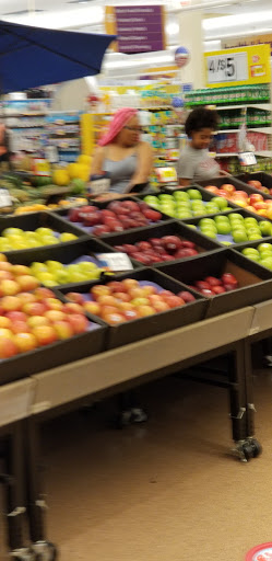 Grocery Store «Giant Food», reviews and photos, 10480 Campus Way S, Kettering, MD 20774, USA