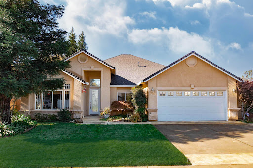 Real Estate Agency «Re/Max Town & Country», reviews and photos