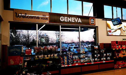 Supermarket «ALDI», reviews and photos, 975 E State St, Geneva, IL 60134, USA