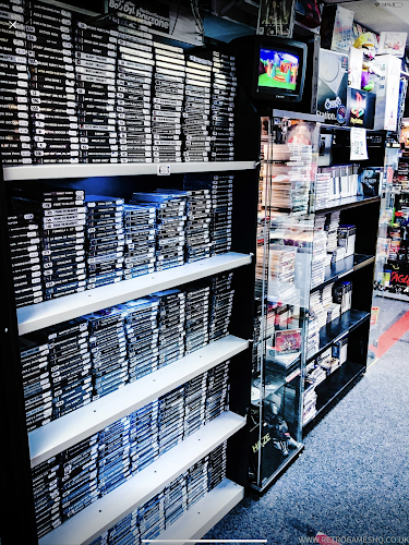 Reviews of Retro Games HQ in Swindon - Music store