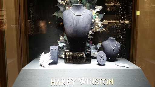Jewelry Store «Harry Winston», reviews and photos, 310 N Rodeo Dr, Beverly Hills, CA 90210, USA