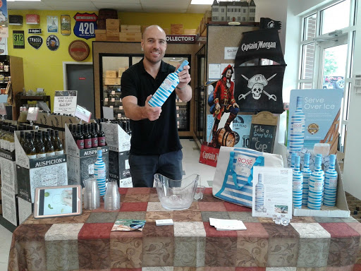 Wine Store «Bottle Stop Wine & Spirit Superstore», reviews and photos, 5 Queen St, Newtown, CT 06470, USA