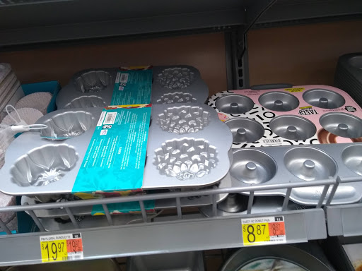 Tire Shop «Walmart Tires & Auto Parts», reviews and photos, 12550 Leslie Rd, Helotes, TX 78023, USA