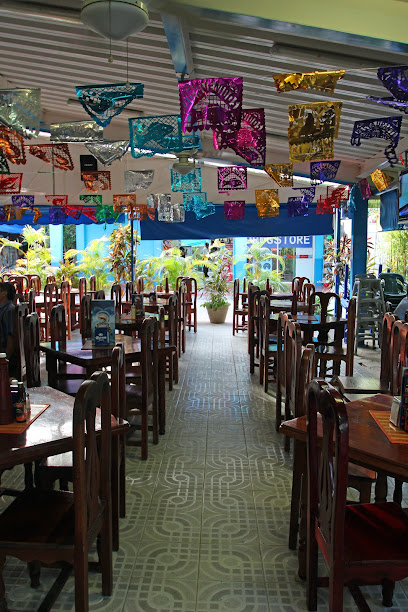 Restaurant El Cejas - Mercado 28, Locales 90 - 100, 77509 Cancún, Q.R., Mexico