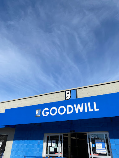 Non-Profit Organization «Goodwill», reviews and photos
