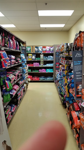 Pet Supply Store «Petco Animal Supplies», reviews and photos, 300 Quaker Ln #3, Warwick, RI 02886, USA