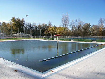 Instalaciones Deportivas C.D.M. Cantolagua - P.º Cantolagua, 31400 Sangüesa, Navarra, Spain