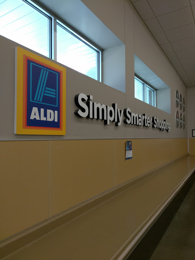 Supermarket «ALDI», reviews and photos, 3173 Denton Hwy, Haltom City, TX 76117, USA
