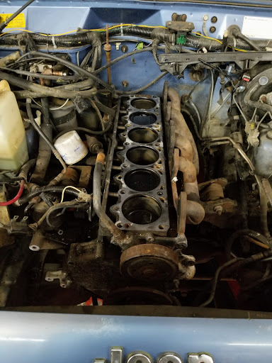 Auto Repair Shop «Canyon Auto Repair Inc», reviews and photos, 11591 SW Canyon Rd, Beaverton, OR 97005, USA