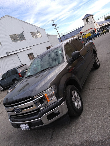 Car Dealer «Star Ford Lincoln», reviews and photos, 1101 S Brand Blvd, Glendale, CA 91204, USA