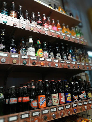 American Restaurant «Cracker Barrel Old Country Store», reviews and photos, 16 Nashua Rd, Londonderry, NH 03053, USA