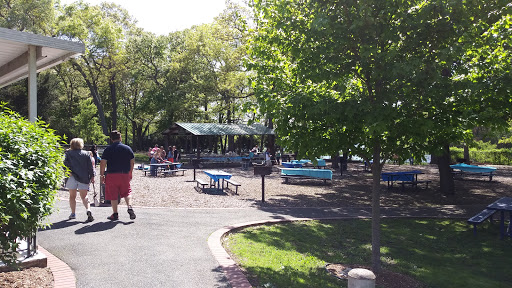 Park «Mansfield Park», reviews and photos, 85 Walker St, Massapequa Park, NY 11762, USA