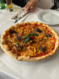 Pizza du Restaurant italien Gusto Italia Amélie à Paris - n°11