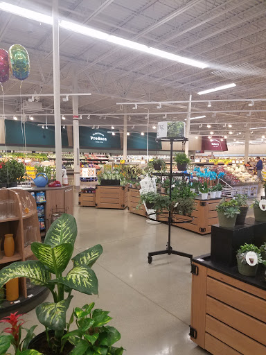 Grocery Store «Meijer», reviews and photos, 171 W Town Square Way, Oak Creek, WI 53154, USA