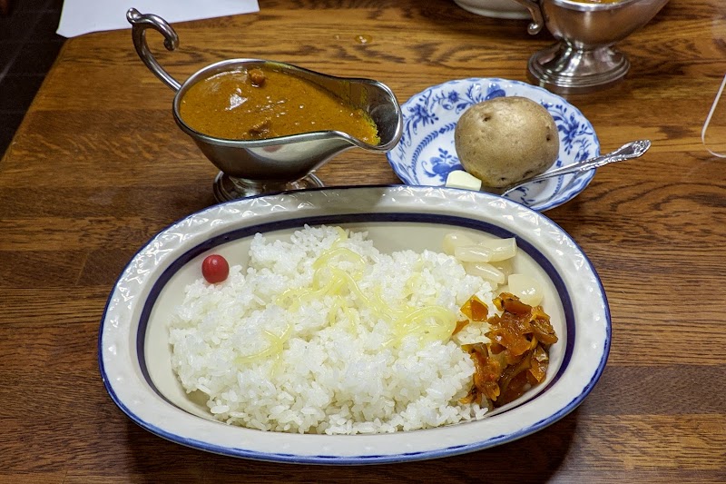 欧風カレー インディラ