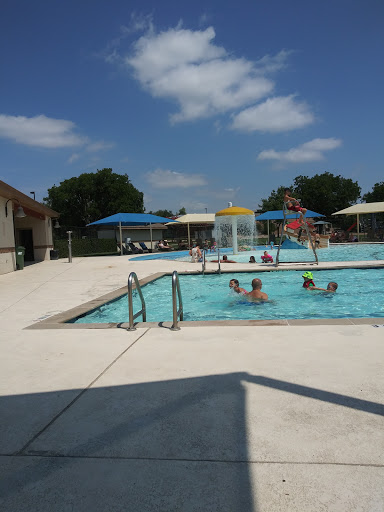 Recreation Center «Roanoke Recreation Center», reviews and photos, 501 Roanoke Rd, Roanoke, TX 76262, USA