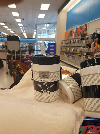 Clothing Store «Ross Dress for Less», reviews and photos, 170 E Stacy Rd, Allen, TX 75002, USA