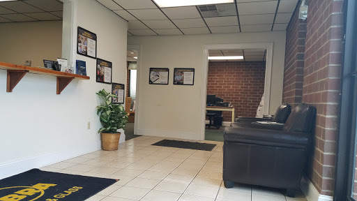 Auto Repair Shop «ABRA Auto Body & Glass», reviews and photos, 4701 New Bern Ave, Raleigh, NC 27610, USA
