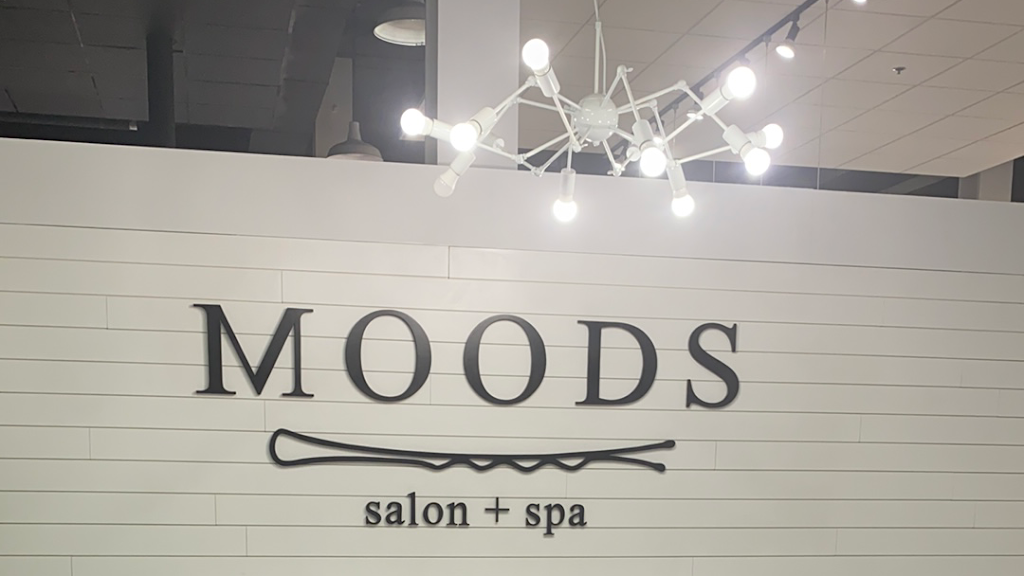 Moods Salon and Spa 52401