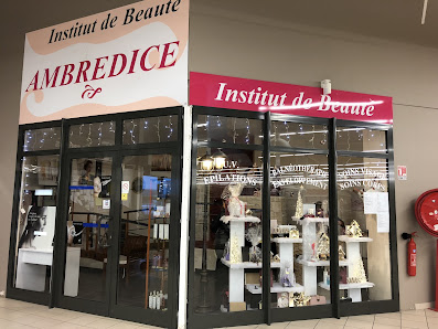 Ambredice Centre Commercial Super U, Imp. des Terres Rouges, 41110 Saint-Aignan, France
