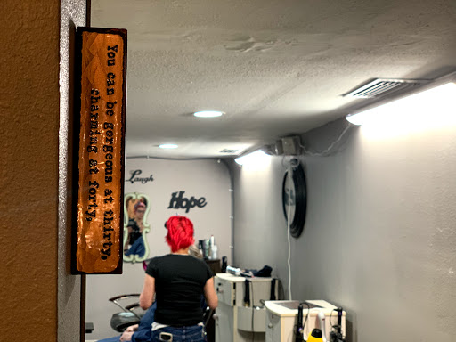 Hair Salon «Hello Gorgeous Hair Salon», reviews and photos, 48 SE Magnolia Exd, Ocala, FL 34471, USA