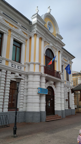 Facultatea de Stiinte ale Educatiei, Drept si Administratie Publica - Universitate