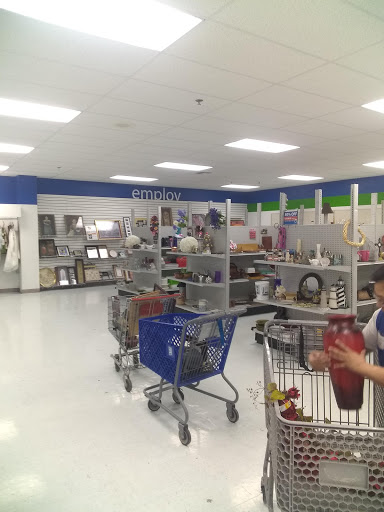 Goodwill Industries of Kansas, 2005 E Kansas Ave, Garden City, KS 67846, Thrift Store