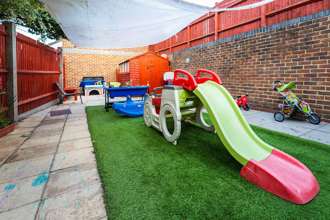 Nine Elms Childminding - Kindergarten