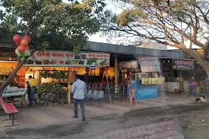 Hotel Dosti Pure Veg image