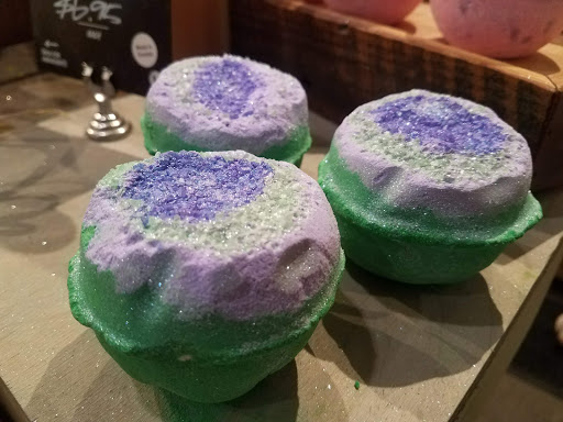 Cosmetics Store «Lush Cosmetics», reviews and photos, 303 Memorial City Way, Houston, TX 77024, USA