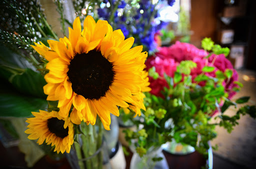 Florist «Guilford White House Florist», reviews and photos, 966 Boston Post Rd, Guilford, CT 06437, USA