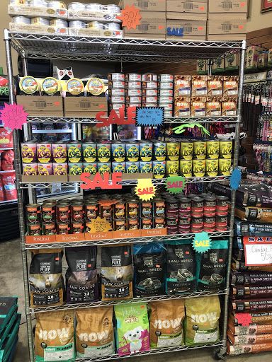 Animal Feed Store «Futrals Feed Store», reviews and photos, 3371 Palm Beach Blvd, Fort Myers, FL 33916, USA