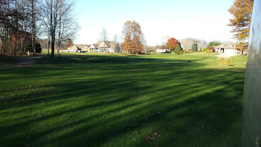 Golf Course «Walnut Run Golf Course», reviews and photos, 601 E Main St, Cortland, OH 44410, USA