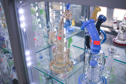 Tobacco Shop «The Tobacco Shoppe», reviews and photos, 116 E Columbia Ave, Battle Creek, MI 49015, USA