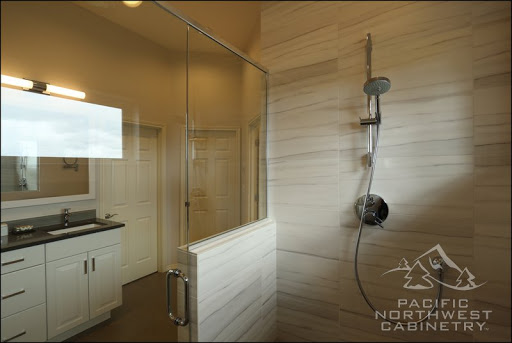 Kitchen Remodeler «Pacific Northwest Cabinetry & Remodeling», reviews and photos, 7190 SE King Rd, Portland, OR 97222, USA